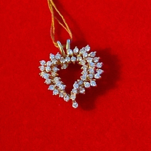 Heart Diamond 💎 Pendant 14K  NWT - Picture 1 of 5